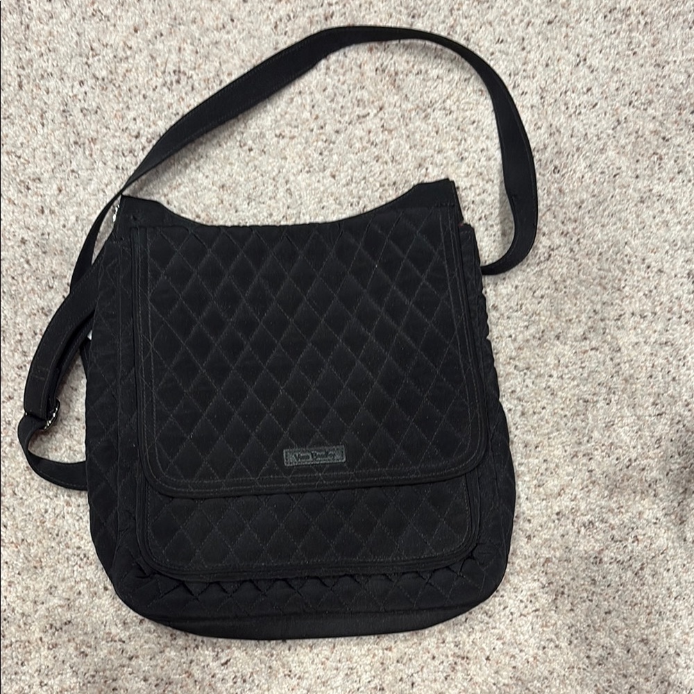 Vera Bradley mailbag in black.